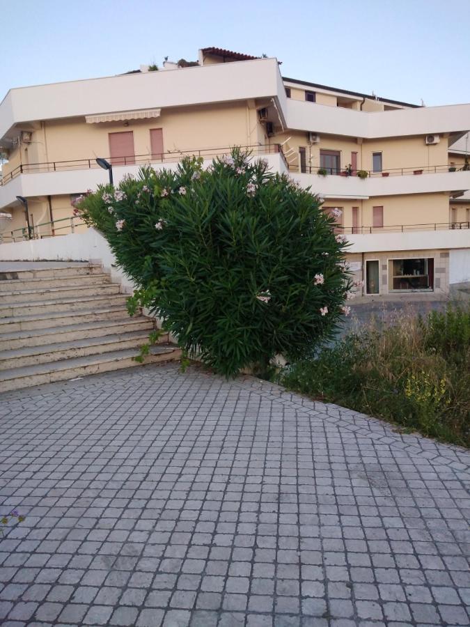 Apartments Mediterraneo 475 Scalea Exterior foto